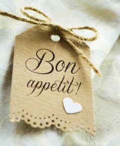 tags con decorazioni